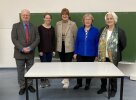 von links: Prof. Dr. Josef Rist, Dr. Miriam Niekämper, Lea Torwesten, Elisabeth Koch und Karin Kuhl - Vortrag am 22.10.2025 (© AlteKG)
