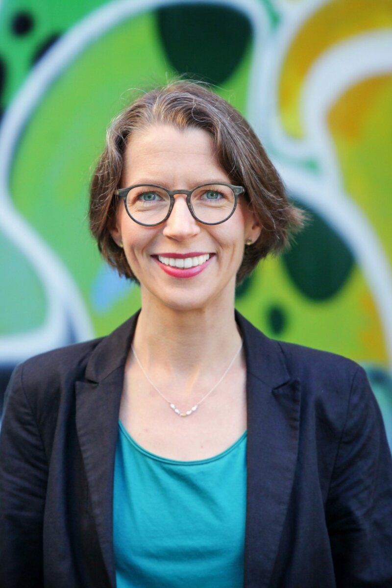 Julia Enxing 2020 - 005 - Hoch _ Cr Amac Garbe